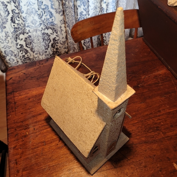 Vintage Light Up Musical Wooden Church - Picture 6 of 9